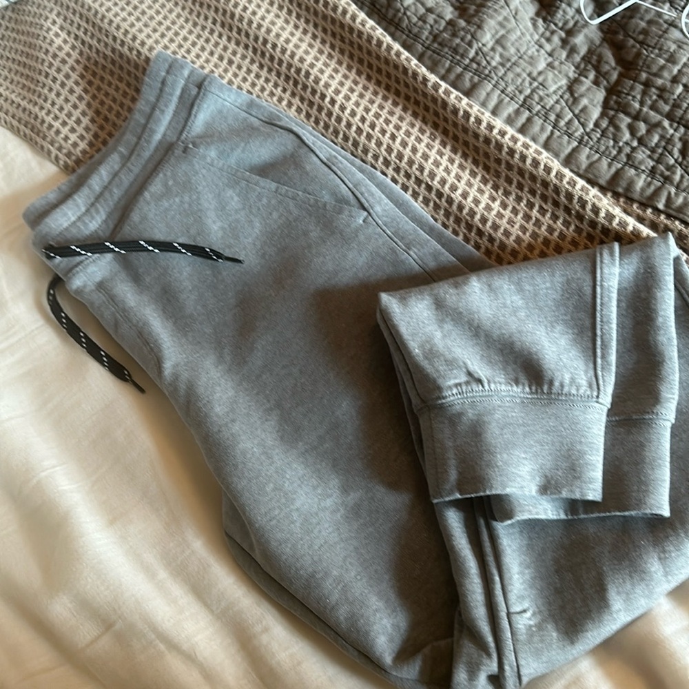 men’s gap fit performance joggers